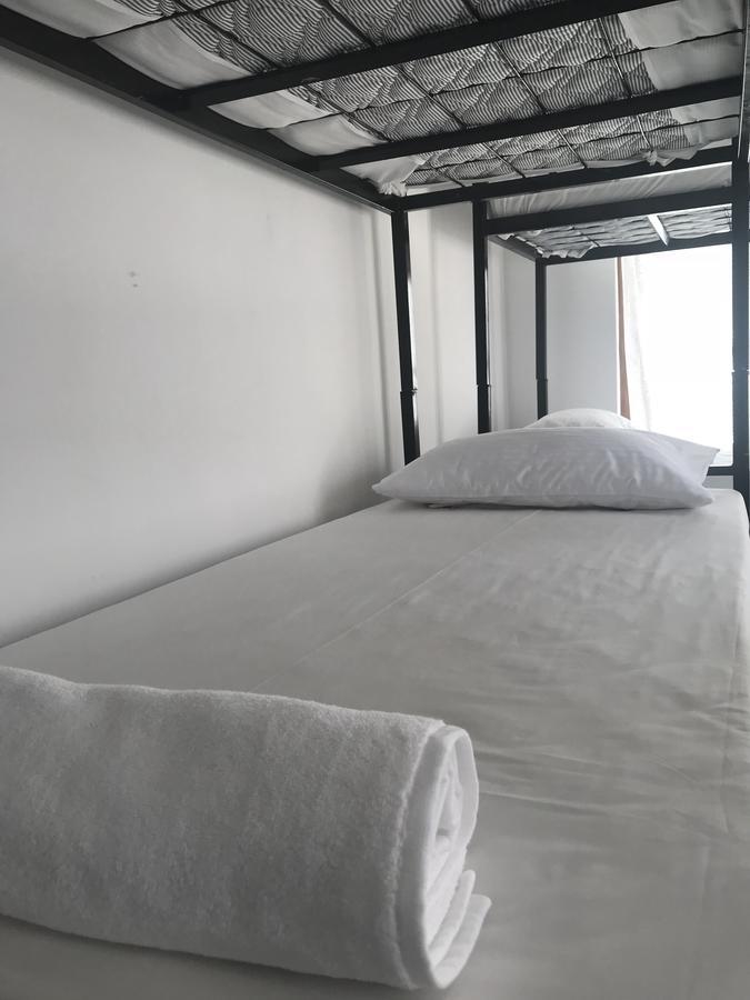Bed & Bicycle Hostel Dehiwala-Mount Lavinia Exterior foto