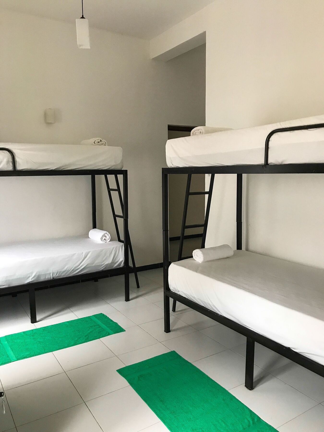 Bed & Bicycle Hostel Dehiwala-Mount Lavinia Exterior foto