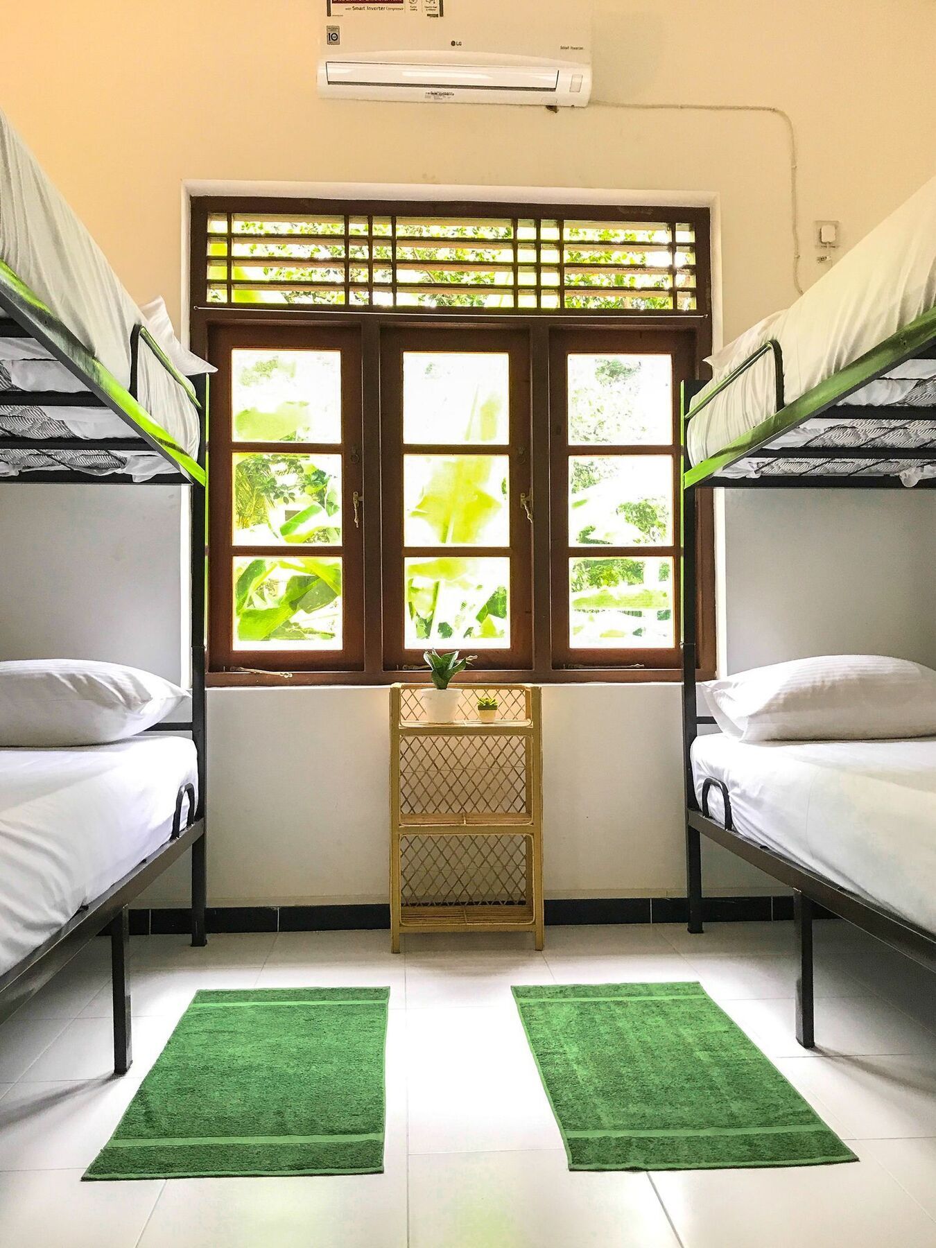 Bed & Bicycle Hostel Dehiwala-Mount Lavinia Exterior foto